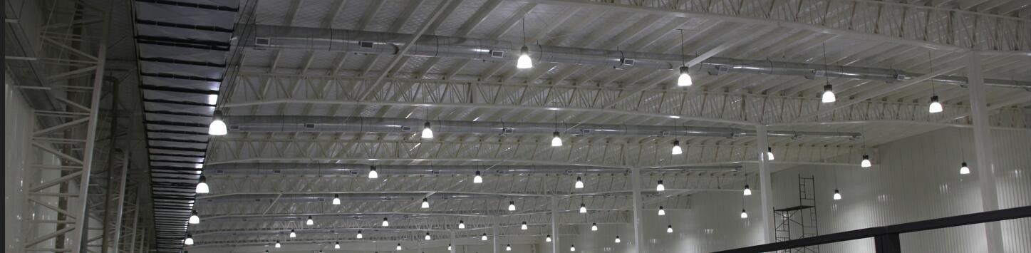 Alte luci impermeabili della baia del LED